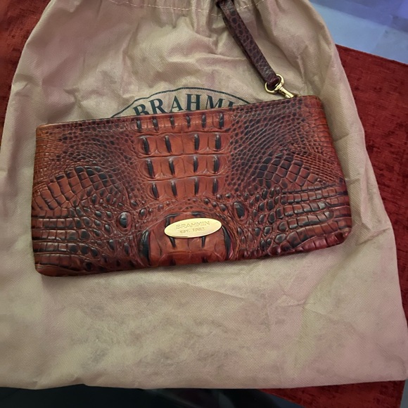 Authentic BRAHMIN Large Genuine Crocodile Embossed Wristlet, In Pecan.  Vintage - Picture 1 of 6